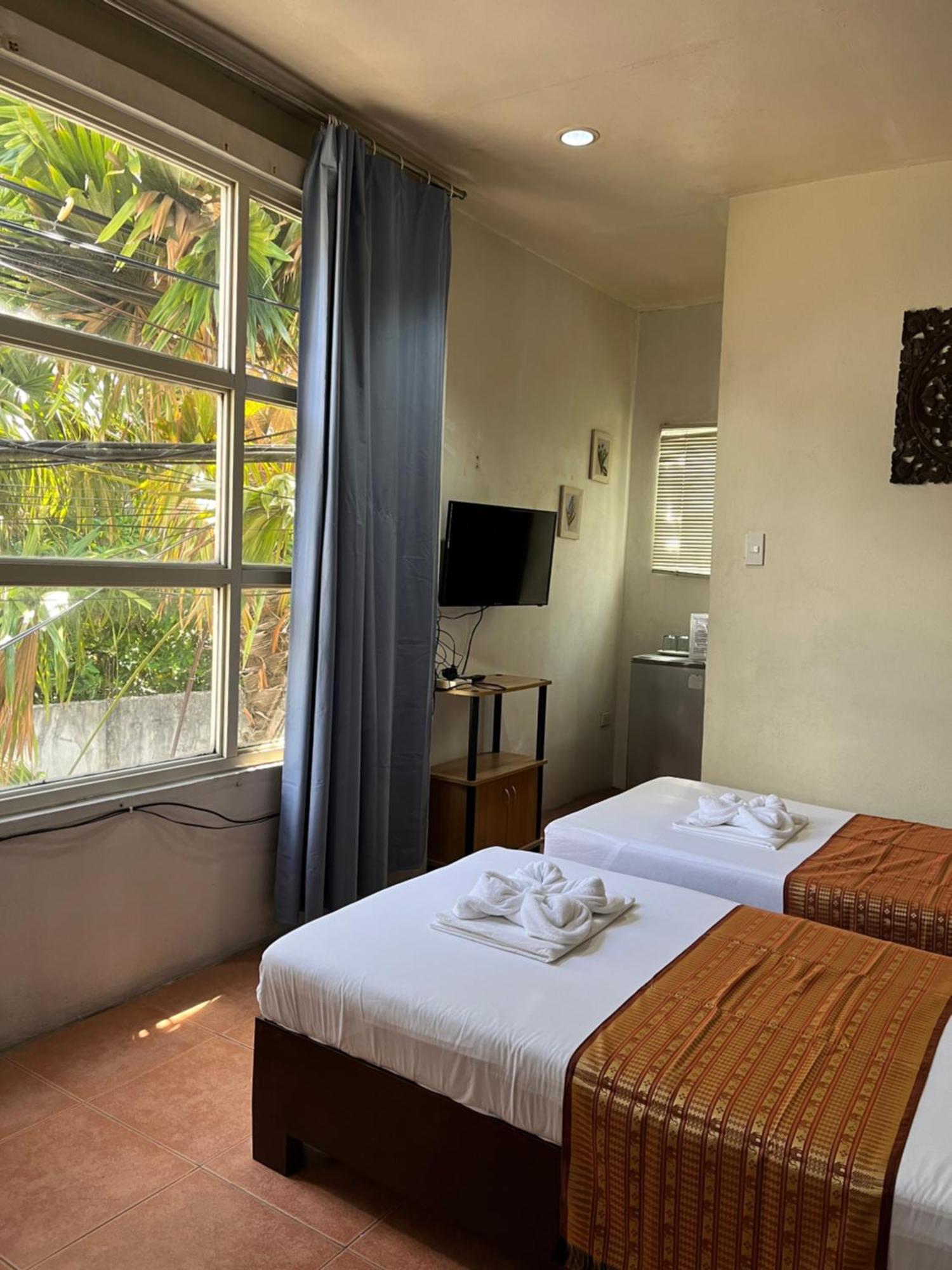 Boracay Ocean Bay Hotel 2*