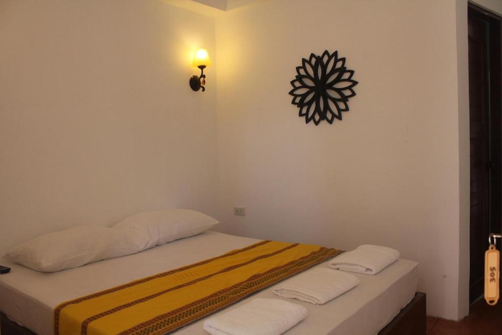 Hotel Boracay Ocean Bay 2*